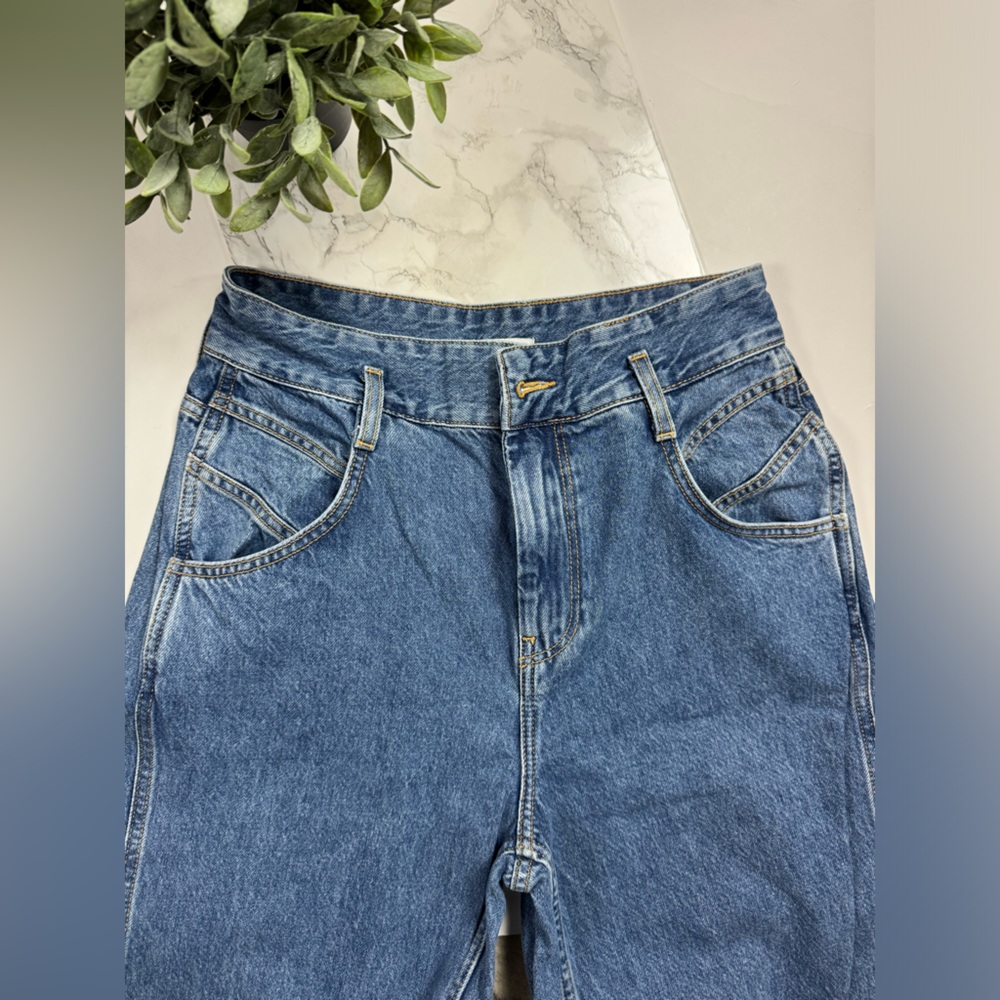 Forever 21 wide leg Jeans  Size 30 Women. EUC